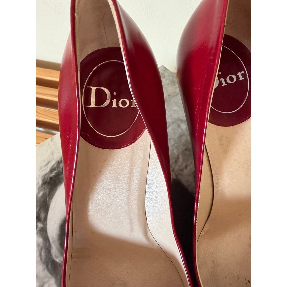 Vintage Christian Dior Red Leather Logo Buckle Pumps 38.5 - Picture 5 of 9